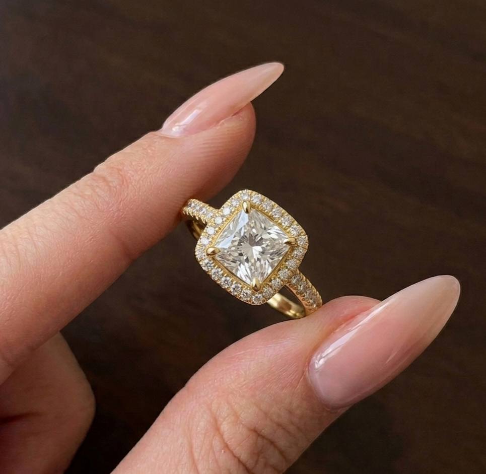 Elegant Square Zirconia Ring | Adjustable